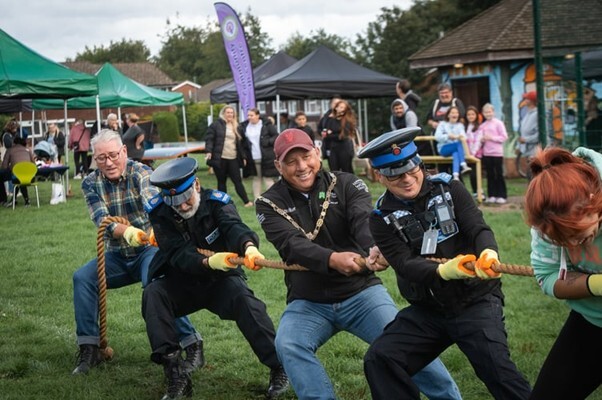 Sep - Mayor Tug-of-War